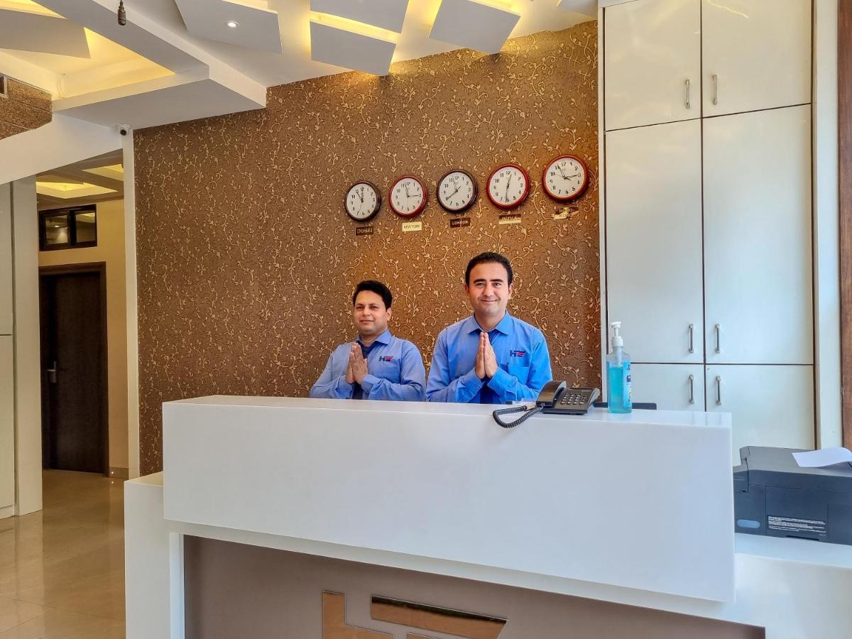 Hotel Empire - Near Mumbai International Airport Eksteriør billede